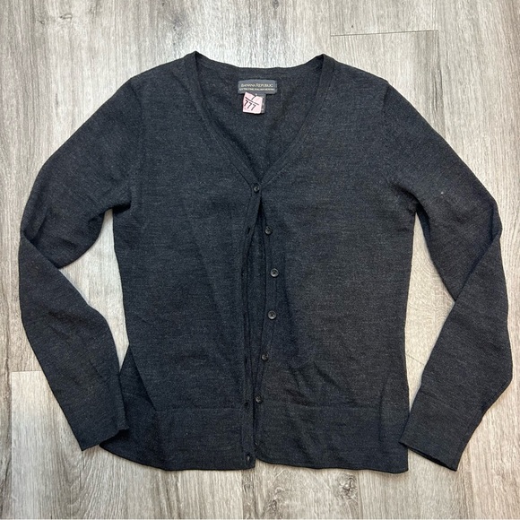 Banana Republic Sweaters - Banana Republic 100% Italian Merino Wool Dark Gray Cardigan Sweater Size Small
